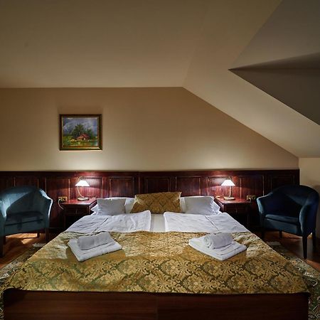 St Peter Vini Hotel Svaty Peter ภายนอก รูปภาพ
